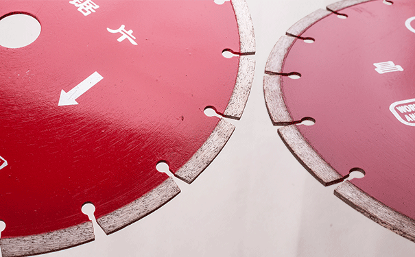 金剛石鋸片在切割過程中出現燒刀的現象 金剛石鋸片在切割過程中出現燒刀的現象