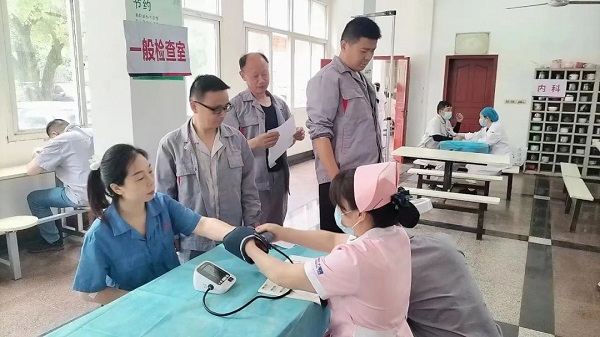 昌利金剛石工具公司開展“關(guān)愛員工健康”體檢活動(dòng) 昌利金剛石工具公司開展“關(guān)愛員工健康”體檢活動(dòng)